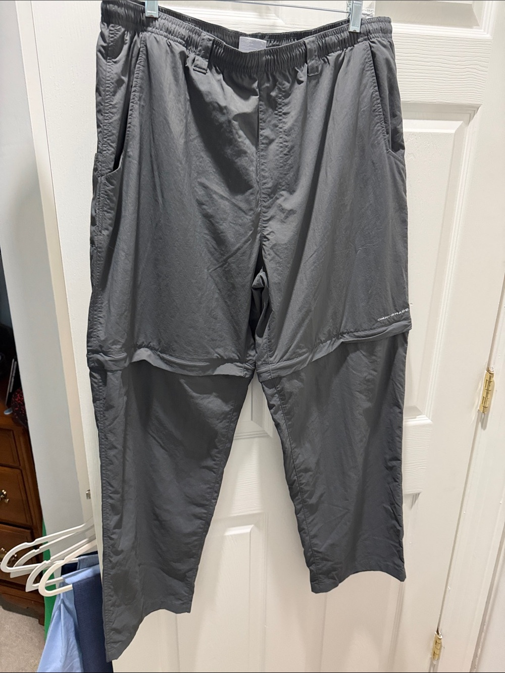 Columbia Men's Gray Convertible Zip-Off Jogger Pants